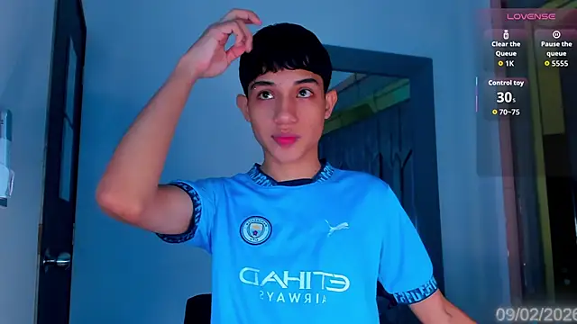 Sebax Young online show from February 9, 2026, 8:29 pm