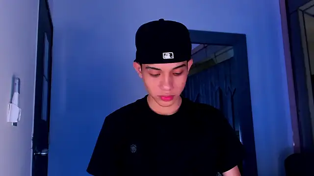 Sebax Young online show from February 24, 2026, 8:10 pm