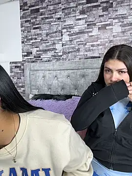 nicolexxaleja online show from January 14, 2026, 7:39 pm