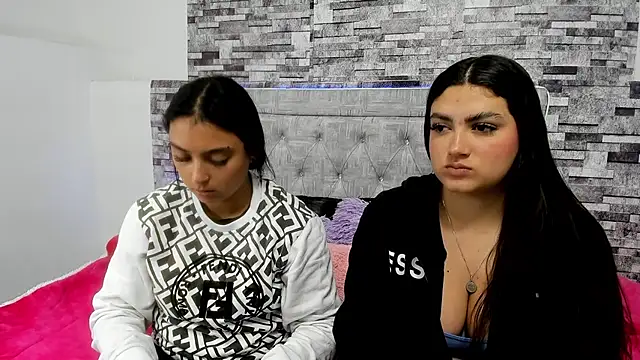 nicolexxaleja online show from December 18, 2025, 6:45 pm