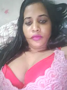 Snapshot of cute_radhikaa chatting on April 8, 2026, 6:20 pm cute radhikaa online show from April 8, 2026, 6:20 pm
