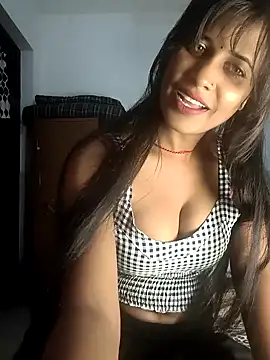 cute radhikaa online show from October 17, 2025, 5:37 pm