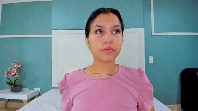 ania gomez online show from October 5, 2025, 12:40 pm