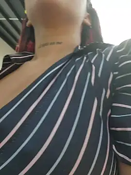 Yessica Lopezz online show from December 2, 2025, 12:18 pm