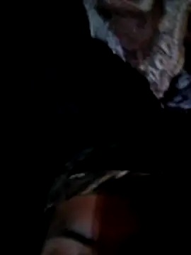 mamasitareyna online show from December 4, 2025, 7:51 am