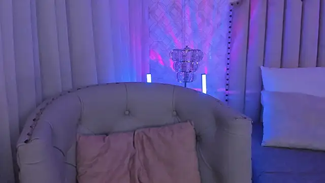 Yourwishisme val online show from September 25, 2025, 3:45 am