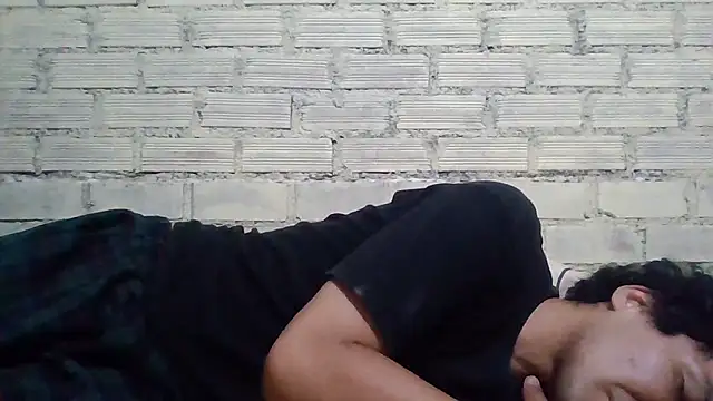 LecheDeSoya666 online show from January 15, 2026, 8:18 am