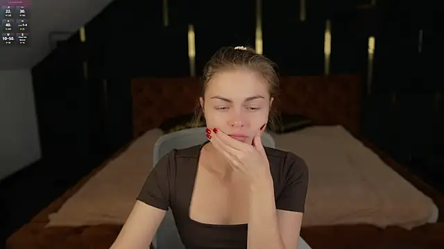 Snapshot of MissKaitrin chatting on October 1, 2025, 5:28 pm MissKaitrin online show from October 1, 2025, 5:28 pm