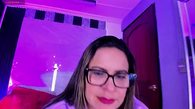 Agatha Pleasure online show from February 7, 2026, 11:51 am