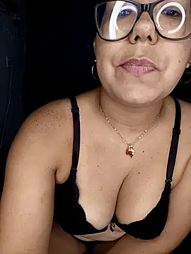 MilfTentasion online show from October 1, 2025, 1:33 am