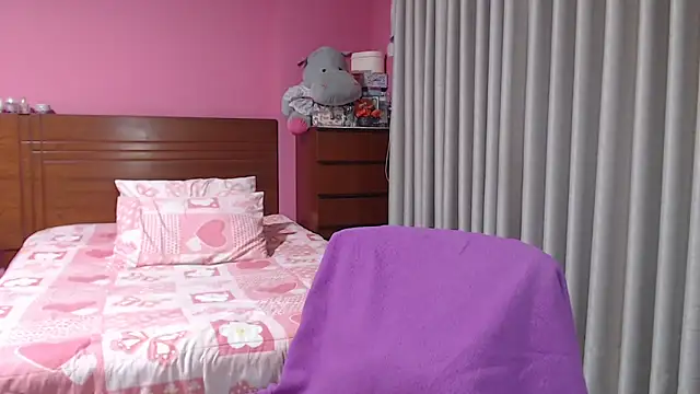 Snapshot of ConnieMagic chatting on March 24, 2026, 3:06 am ConnieMagic online show from March 24, 2026, 3:06 am