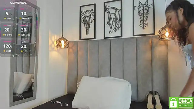 Snapshot of Gia_Scott chatting on October 11, 2025, 8:10 pm Gia Scott online show from October 11, 2025, 8:10 pm