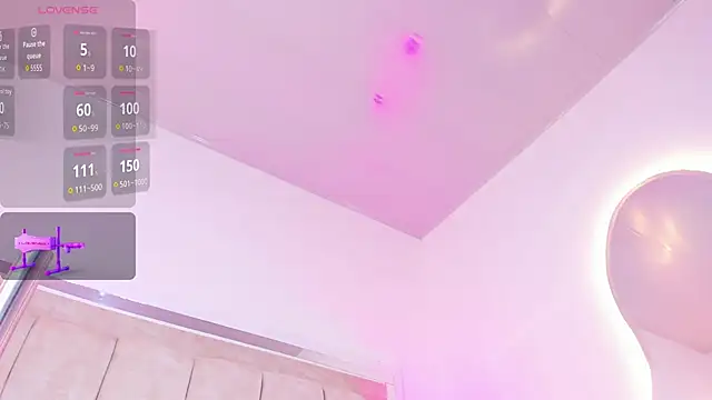 Mia Juicyberry online show from October 27, 2025, 12:33 am