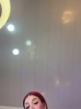 Snapshot of Mia_Juicyberry chatting on March 4, 2026, 12:40 am Mia Juicyberry online show from March 4, 2026, 12:40 am