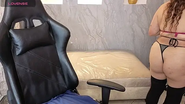  Evoni b online show from October 21, 2025, 7:46 pm