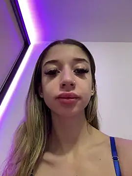 Snapshot of OdetteMason chatting on February 5, 2026, 5:47 am OdetteMason online show from February 5, 2026, 5:47 am