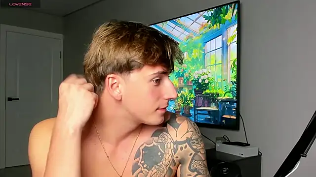 Snapshot of DaniHort chatting on October 5, 2025, 10:39 am DaniHort online show from October 5, 2025, 10:39 am