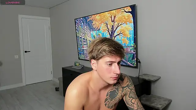 Snapshot of DaniHort chatting on February 22, 2026, 7:44 am DaniHort online show from February 22, 2026, 7:44 am