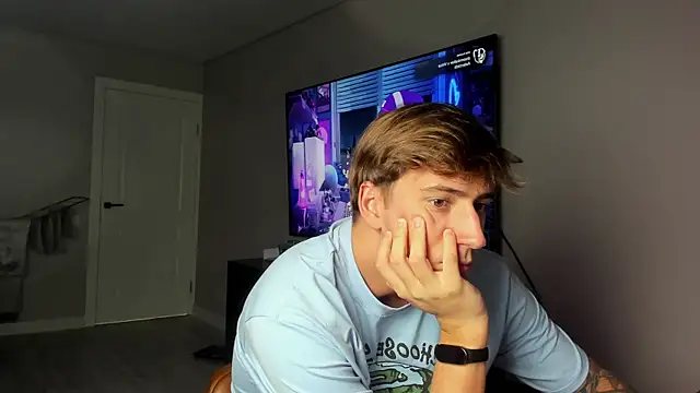 Snapshot of DaniHort chatting on January 9, 2026, 1:18 pm DaniHort online show from January 9, 2026, 1:18 pm