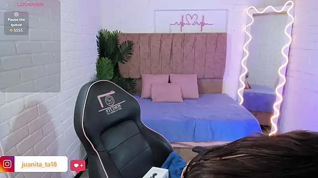 juanita tay online show from October 27, 2025, 11:33 am