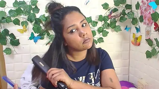 Snapshot of IndiaSexyStripper4u chatting on September 8, 2025, 4:50 pm IndiaSexyStripper4u online show from September 8, 2025, 4:50 pm