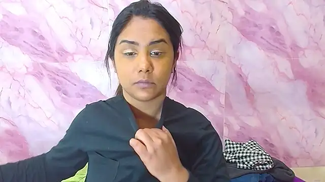 Snapshot of IndiaSexyStripper4u chatting on September 17, 2025, 4:53 pm IndiaSexyStripper4u online show from September 17, 2025, 4:53 pm