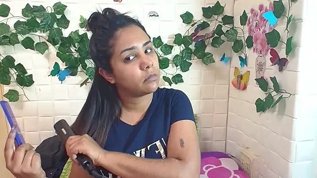 Snapshot of IndiaSexyStripper4u chatting on September 13, 2025, 5:24 pm IndiaSexyStripper4u online show from September 13, 2025, 5:24 pm