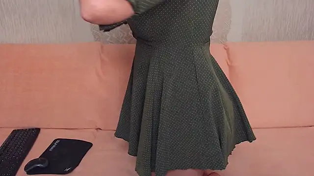 DianaVi online show from January 14, 2026, 9:40 pm