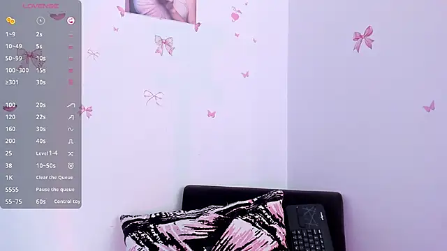 MarilynDupont online show from November 21, 2025, 8:30 pm