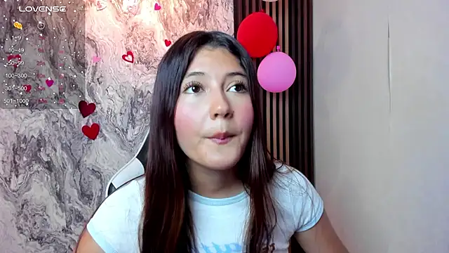 Snapshot of amy_innocent_1 chatting on February 16, 2026, 8:40 pm amy innocent 1 online show from February 16, 2026, 8:40 pm