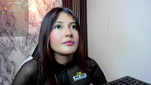 Snapshot of amy_innocent_1 chatting on February 2, 2026, 8:41 pm amy innocent 1 online show from February 2, 2026, 8:41 pm