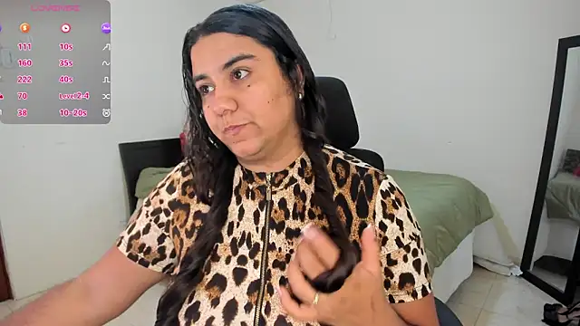 Snapshot of MariamCastiblanco chatting on May 6, 2026, 8:24 pm MariamCastiblanco online show from May 6, 2026, 8:24 pm