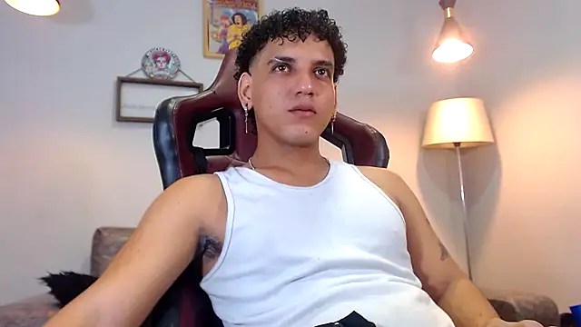 Snapshot of Xfire_boy69 chatting on November 21, 2025, 5:56 pm Xfire boy69 online show from November 21, 2025, 5:56 pm