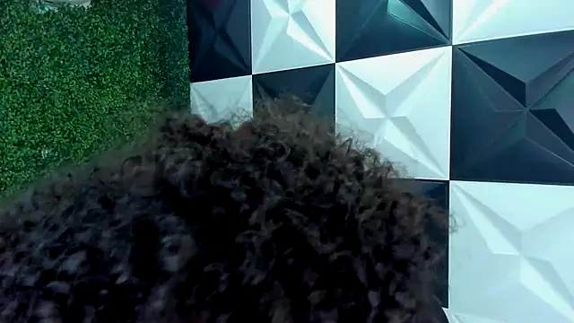 Snapshot of Xfire_boy69 chatting on October 21, 2025, 4:28 pm Xfire boy69 online show from October 21, 2025, 4:28 pm