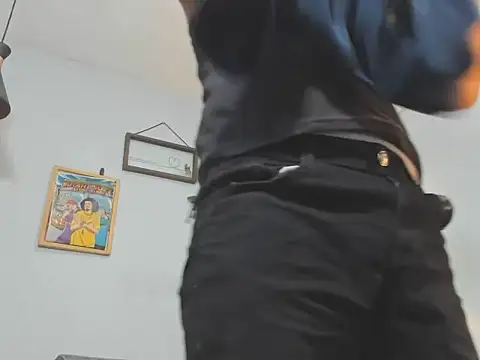 Snapshot of Xfire_boy69 chatting on February 11, 2026, 12:54 am Xfire boy69 online show from February 11, 2026, 12:54 am