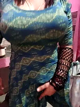 hot grieal1 online show from September 16, 2025, 7:15 pm