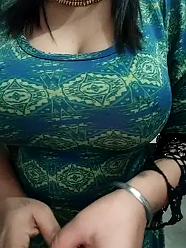 hot grieal1 online show from October 7, 2025, 6:42 pm