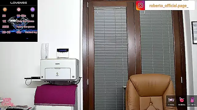 Snapshot of ROBY_SWEETHOT chatting on June 12, 2026, 8:50 pm ROBY SWEETHOT online show from June 12, 2026, 8:50 pm