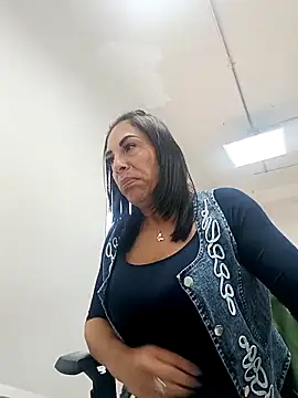  Kamy Hot online show from March 6, 2026, 3:18 pm