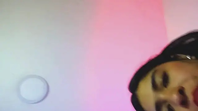 EmilyNoir1 online show from October 10, 2025, 4:52 pm