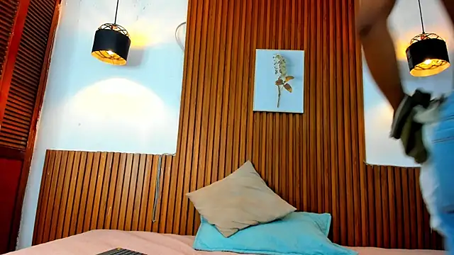 Darwin mayo online show from November 1, 2025, 6:13 pm