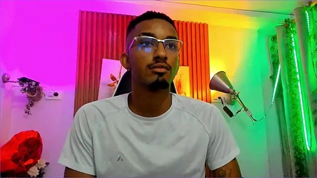 Darwin mayo online show from September 16, 2025, 5:14 pm