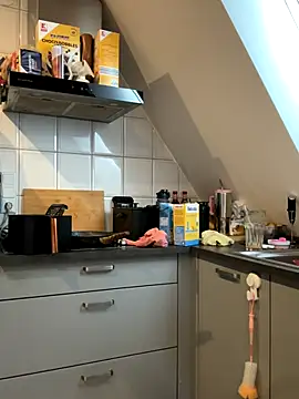 SweetTeenGirl online show from September 26, 2025, 8:32 am