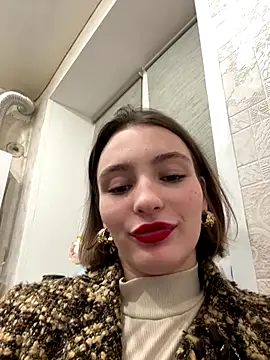 Snapshot of ZariaFlame chatting on December 16, 2025, 10:58 pm ZariaFlame online show from December 16, 2025, 10:58 pm