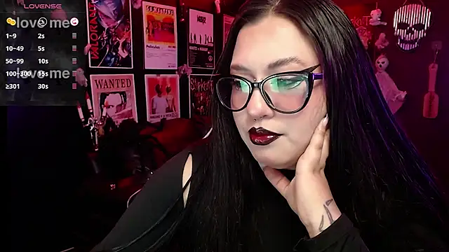 Ravendark  online show from October 23, 2025, 7:56 pm