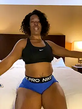 StaciDiamond online show from October 16, 2025, 6:38 pm