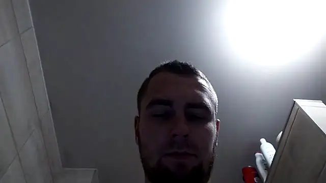 Snapshot of Vladyslav30 chatting on December 5, 2025, 9:34 pm Vladyslav30 online show from December 5, 2025, 9:34 pm