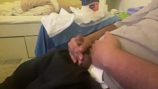 qnawafp online show from April 8, 2026, 9:27 pm