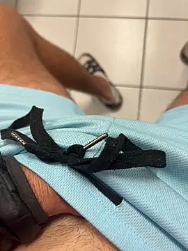 Snapshot of maxime3266 chatting on September 29, 2025, 8:43 am maxime3266 online show from September 29, 2025, 8:43 am