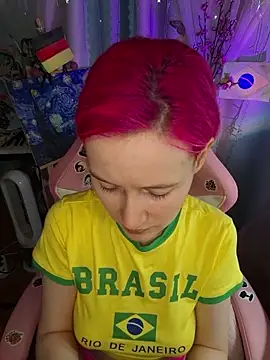 Fuzzy Unicorn online show from June 15, 2026, 10:48 am